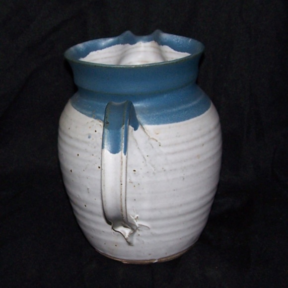 Stoneware Pitcher - Picture 4 of 9